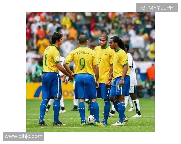 足球历史五大豪门传奇球星全景回顾：他们如何定义时代与荣耀